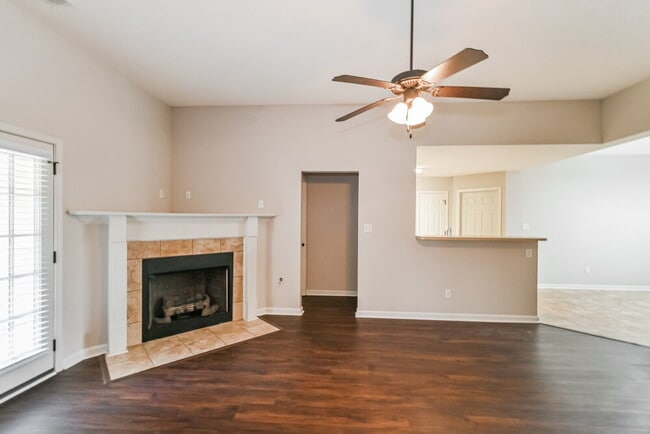 Photo - 7852 Ridgedale Dr