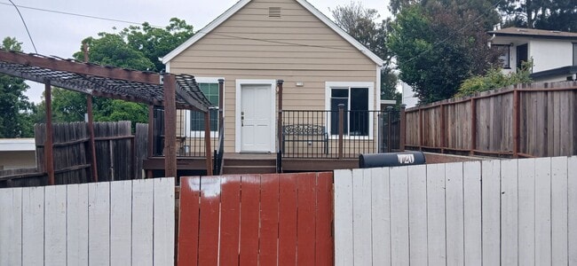 Photo - 720-722s Unit 720