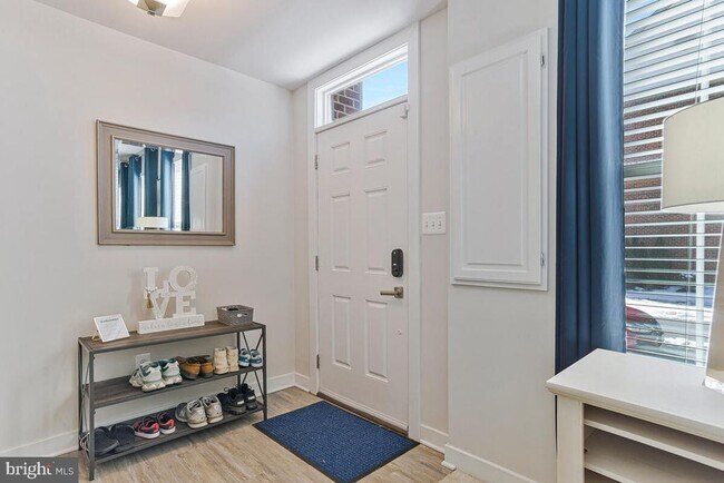 Photo - 10948 St Patricks Pk Aly