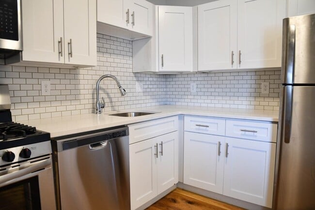 Photo - 155 Chelsea St Unit 1