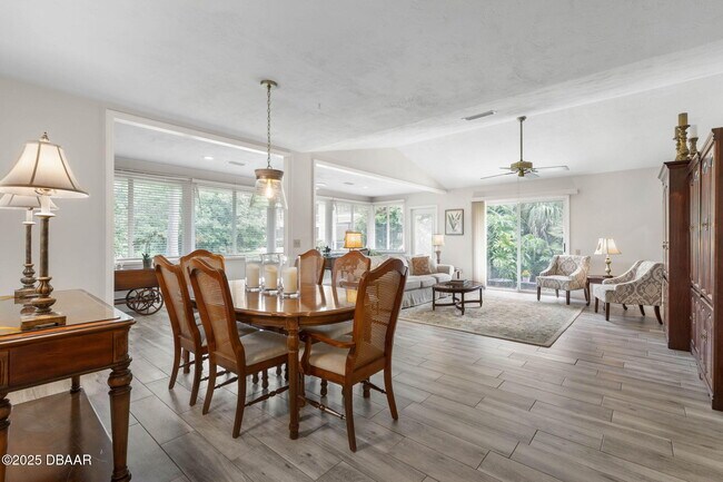 Photo - 4 Jasmine Run