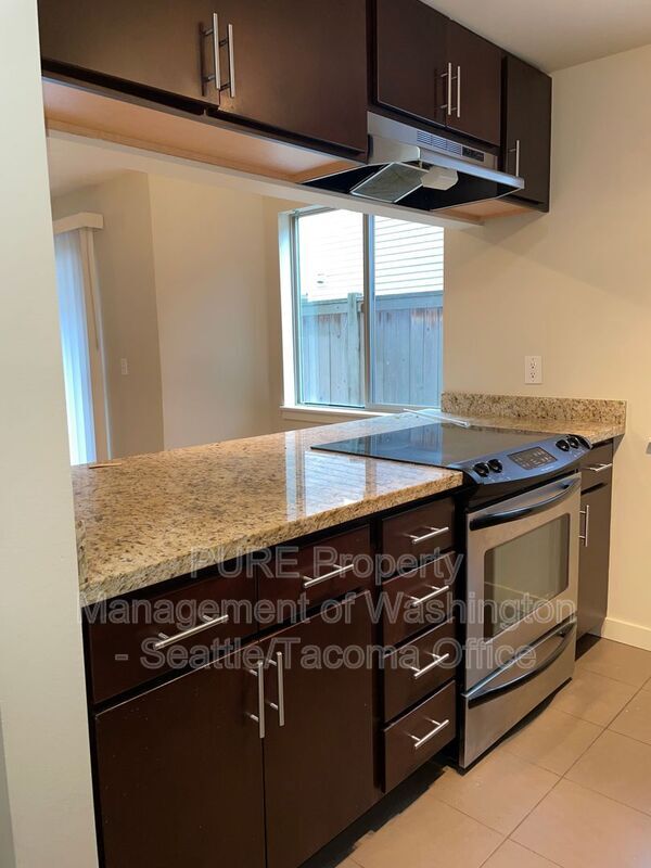 Photo - 4012 California Ave SW Unidad #102