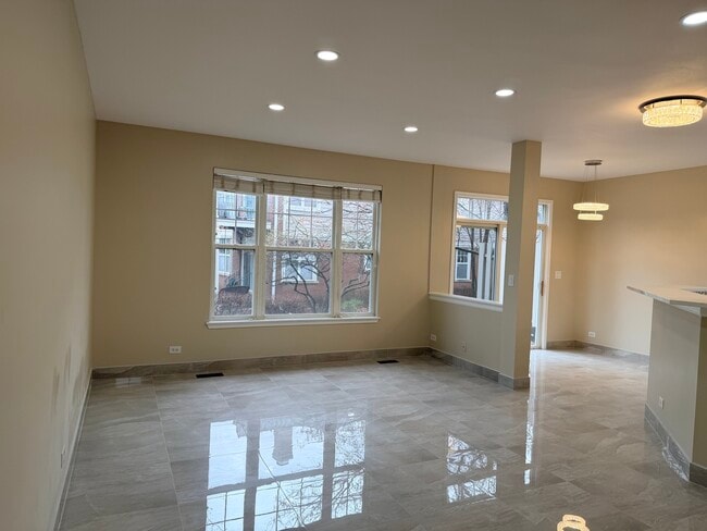 Photo - 431 Pine Lake Cir