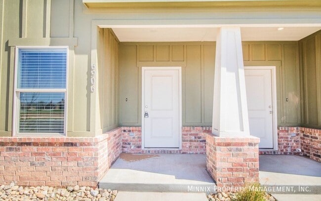 Photo - 6904 21st St