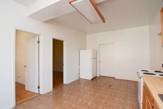 Photo - 3145 W Medill Ave Unit A03W