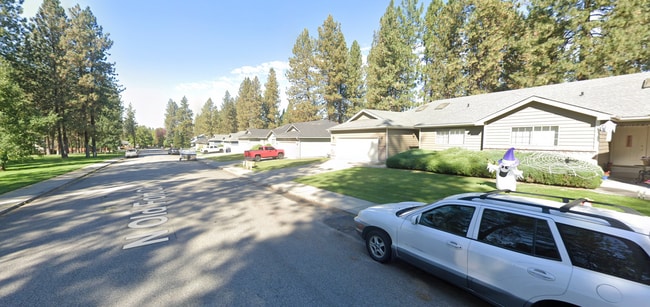 Photo - Delightful 2 Bed, 2 Bath Duplex near River...