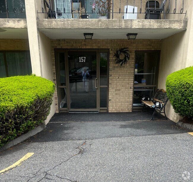 Building Photo - 157 Franklin St Unit C7 Rental