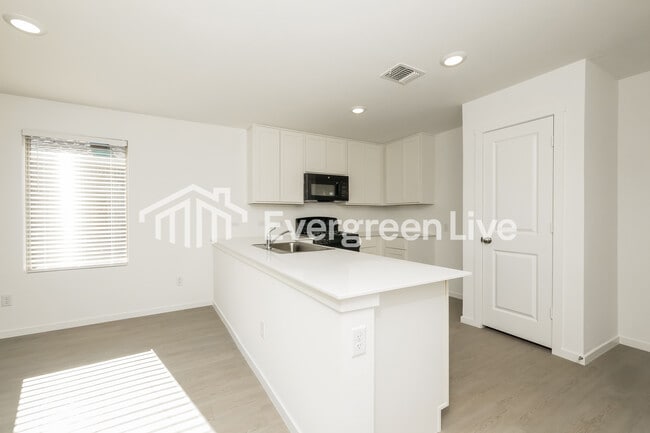 Photo - 12532 Huntington Rdg Wy