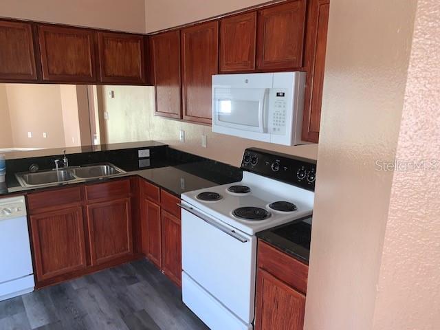 Photo - 11752 Lynmoor Dr