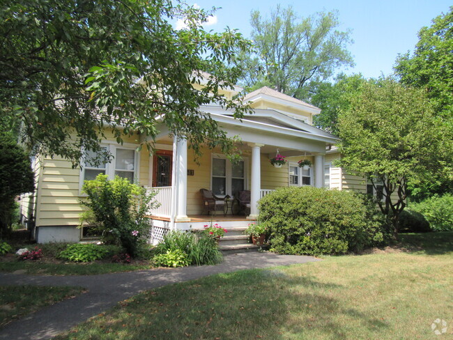 Building Photo - 511 Delaware Ave Rental