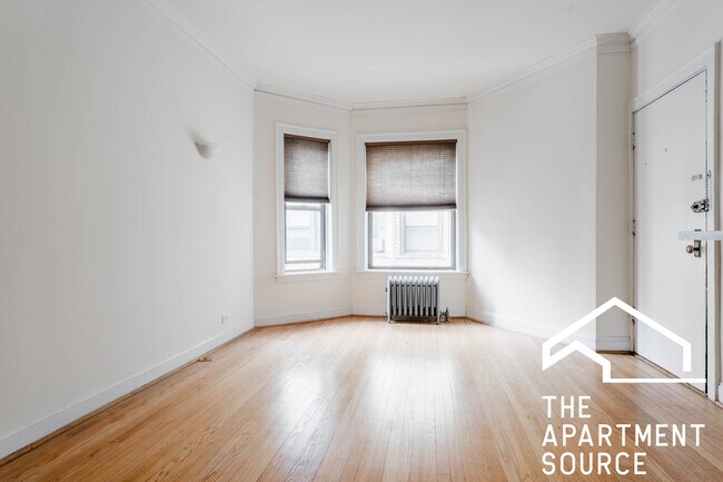 Photo - 522 W Surf St Unit 2N