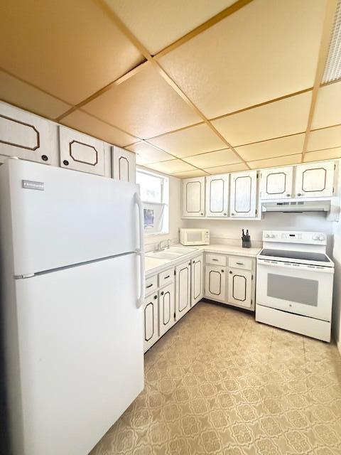 Building Photo - 321 Lake Evelyn Dr