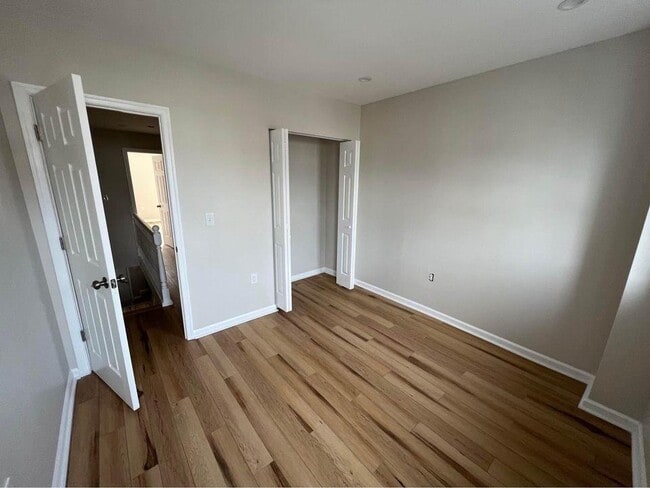 Photo - 31 N Curley St