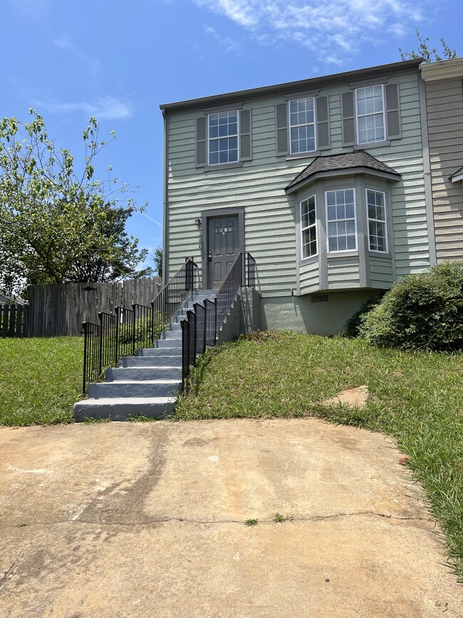 Photo - 1877 Barrington Ct Townhome