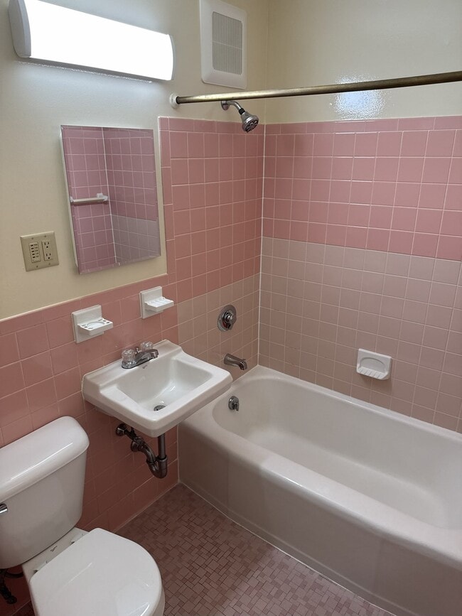 Photo - 8 Chauncy St Unit 49