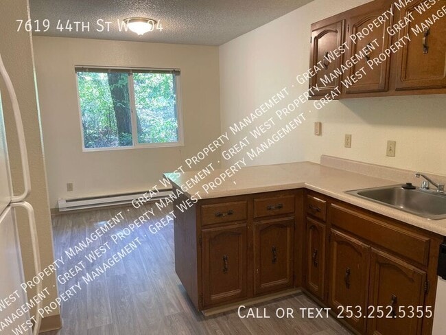 Photo - 7619 44th St W Apartamento Unidad 04