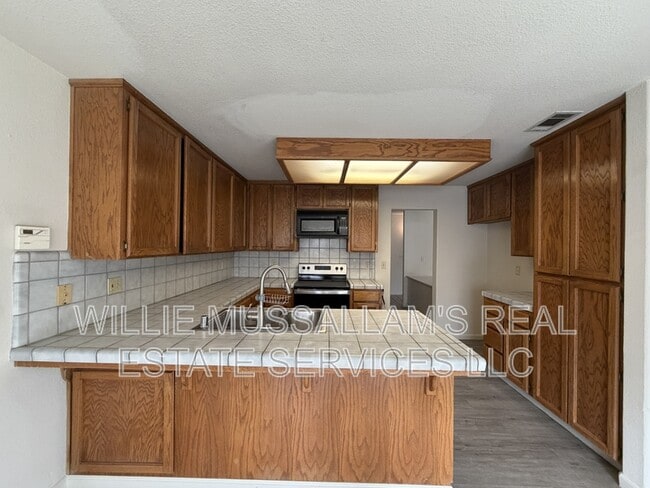 Building Photo - 1011 Snowgoose Ln