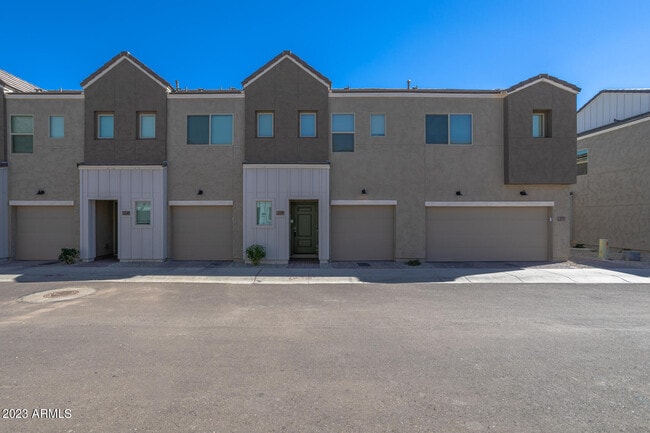 Building Photo - 2169 W Harmont Dr