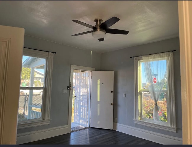 Photo - 348 S 36th St