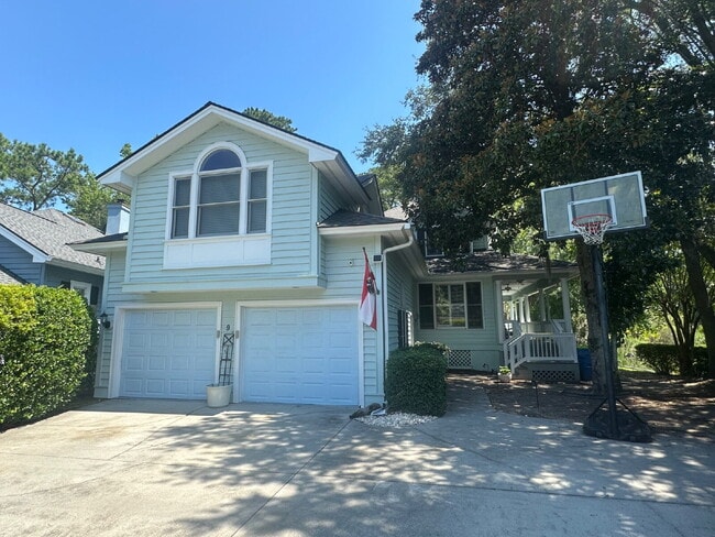Photo - Moss Creek Home with a Gorgeous Water View!