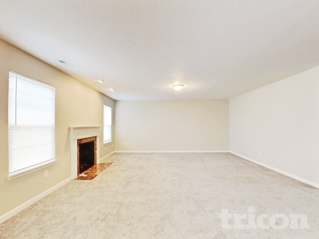 Photo - 4931 Long Iron Dr