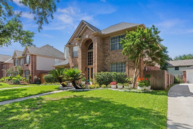 Photo - 2112 Shadow Bay Cir