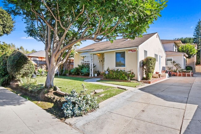 Photo - 1018 Grant St in Santa Monica - only 10 bl...