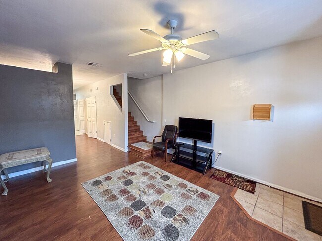 Photo - Kensington North #1403