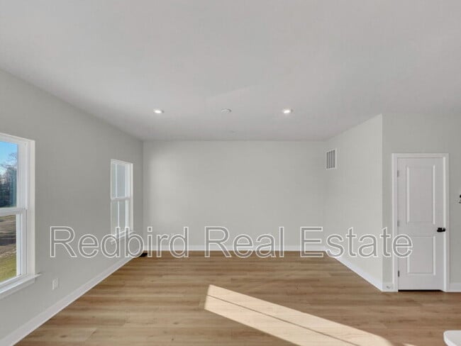 Photo - 1089 Mountain Vw Dr