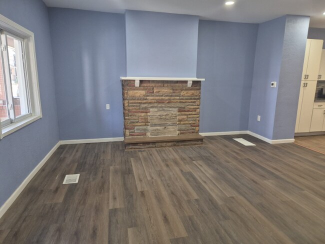 Photo - 1914 Monroe St House