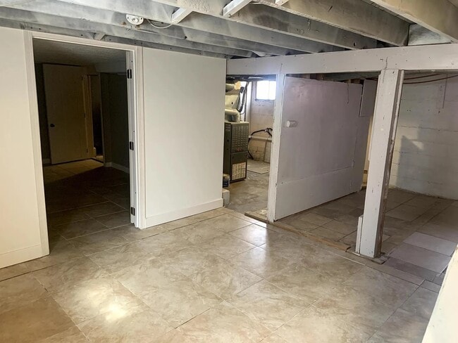 Photo - 411 Voorhis St