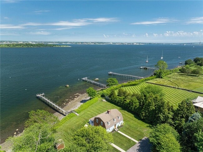 376 E Shore Rd