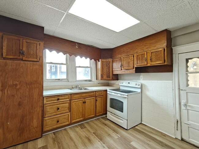 Photo - 409 N Daggett St
