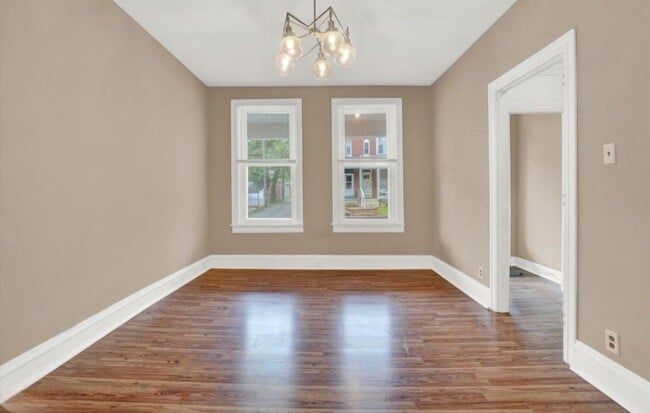 Photo - 213 Kurtz Ave