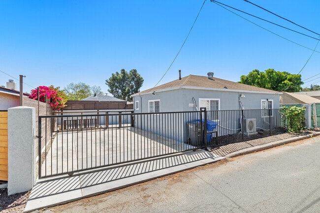 Building Photo - 8806 Madison Ave