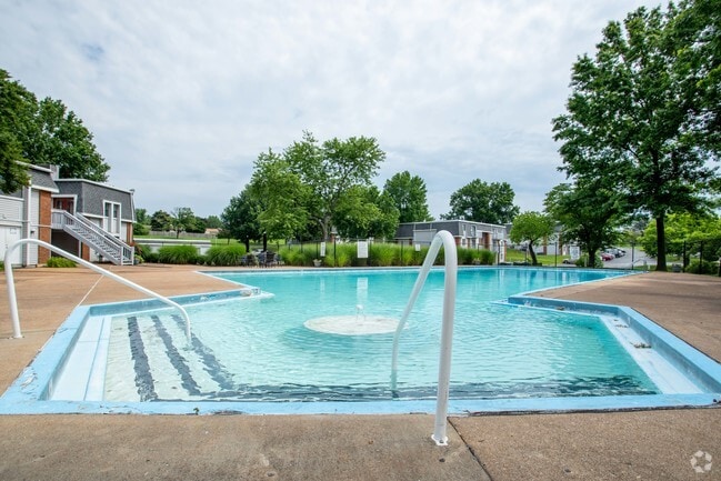 Heatherton Estates - Heatherton Estates Apartments