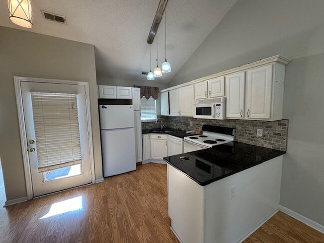 Photo - Lauren Place - Northchase