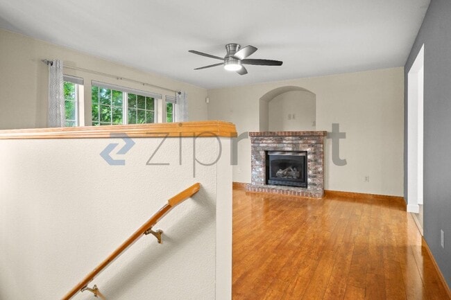 Photo - Unit