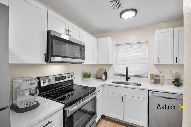 Photo - 966 22nd Ave S Unidad 109