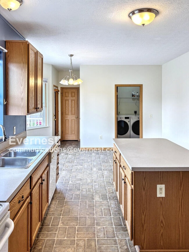 Photo - 817 Bent Oak Dr