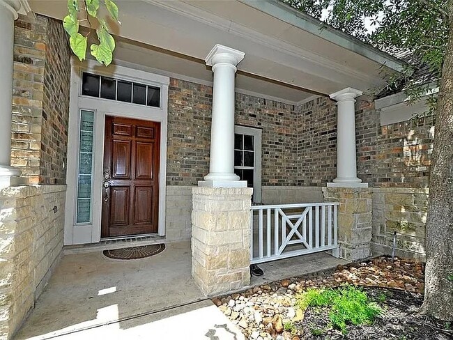 Photo - 106 Cezanne Woods Dr