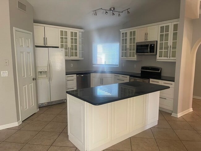 Photo - 16435 S 43rd St