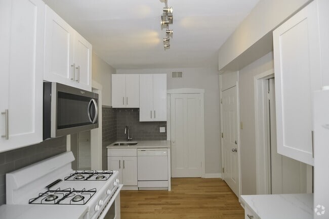 Building Photo - 2023 W Thomas St Unit G09C Rental