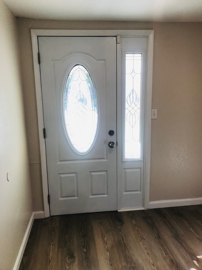 Photo - 5015 Santee St