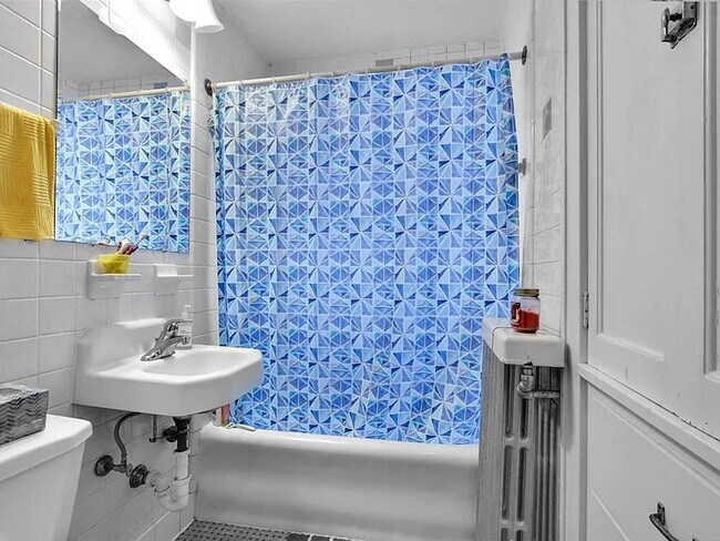 Photo - 413 Chamberlain Ave