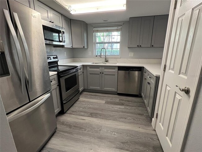 Photo - 8825 Bay Pointe Dr Unit 101