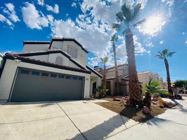 North Summerlin stunning 2-story home with... - North Summerlin stunning 2-story home with...