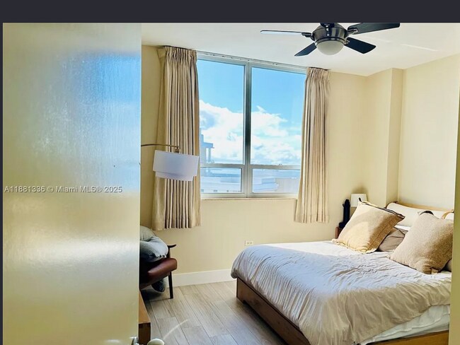 Photo - 801 Brickell Key Blvd Unit 2707