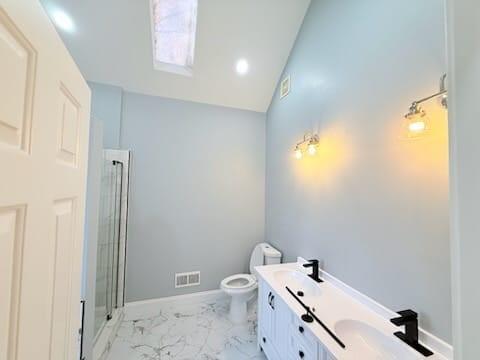 Photo - 525 Rams Way