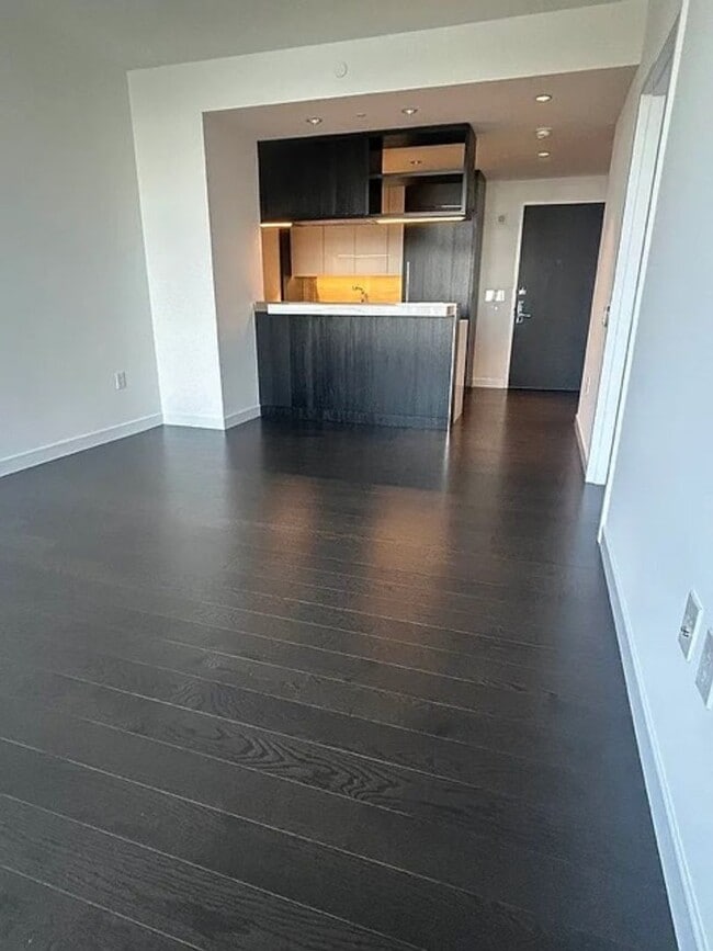 Photo - One Manhattan Square Unit 57L